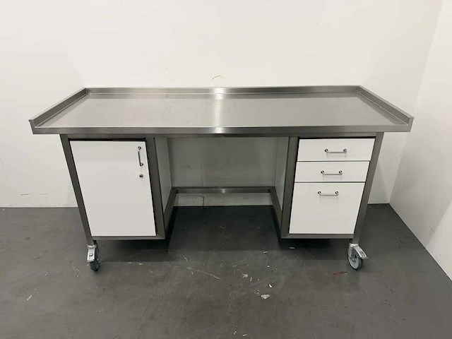 Mobiele rvs werktafel - afbeelding 3 van  8
