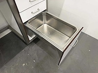Mobiele rvs werktafel - afbeelding 7 van  8