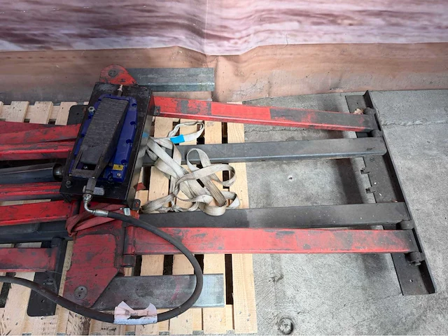 Mobiele schaarlift hydraulisch - afbeelding 2 van  3