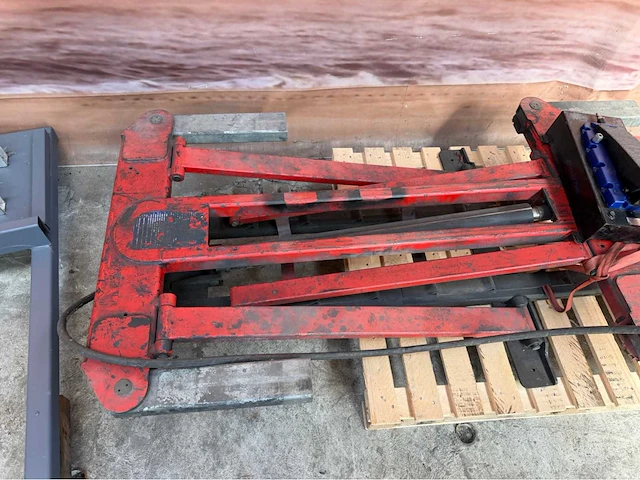 Mobiele schaarlift hydraulisch - afbeelding 3 van  3