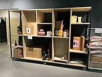 Mobiele showroom stelling - afbeelding 1 van  7
