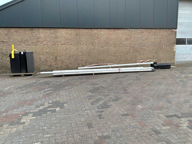 Mobiele slagboom (4x) - afbeelding 1 van  7