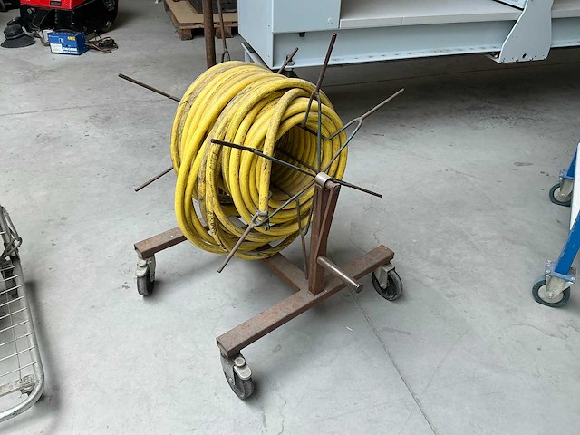 Mobiele slanghaspel - afbeelding 1 van  4