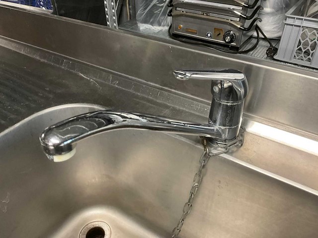 Mobiele spoeltafel - afbeelding 3 van  4