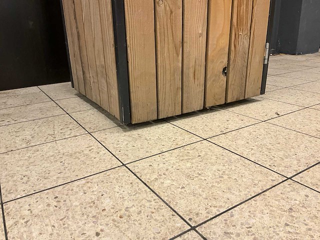 Mobiele statafel met vuilnisemmer - afbeelding 6 van  6