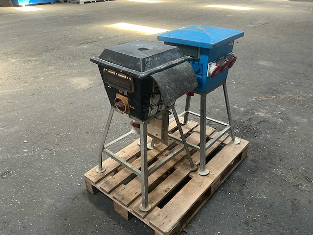 Mobiele stroomverdeelkasten (bouwstroomkasten) (2x) - afbeelding 14 van  18