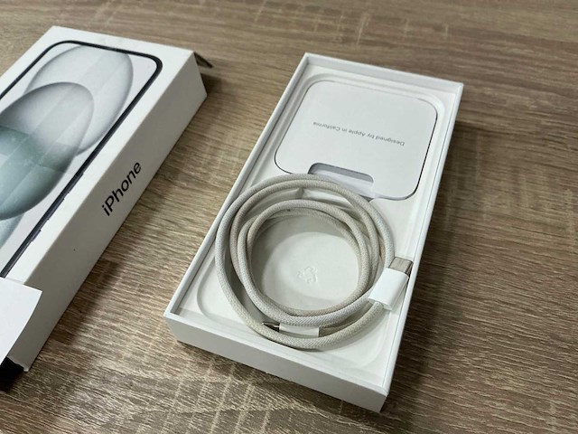 Mobiele telefoon - apple - iphone 15 (128gb) - afbeelding 6 van  6