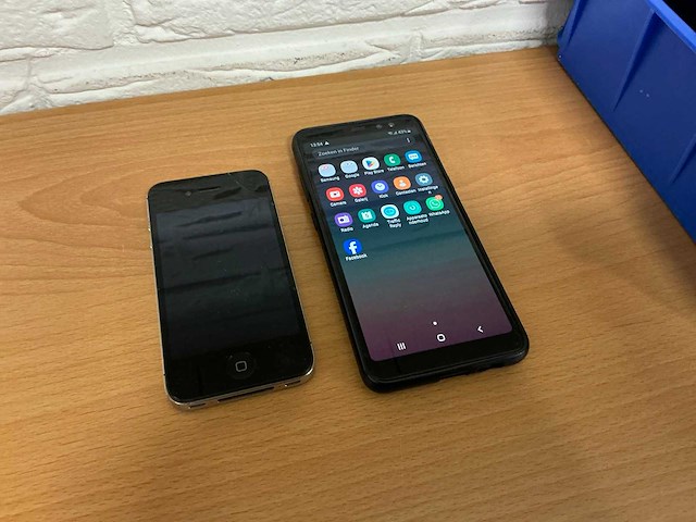 Mobiele telefoon (2x) - afbeelding 1 van  3