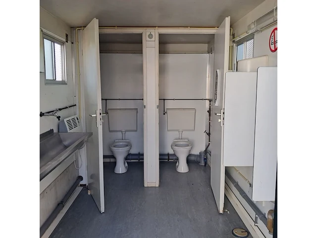 Mobiele toiletunit - afbeelding 13 van  14