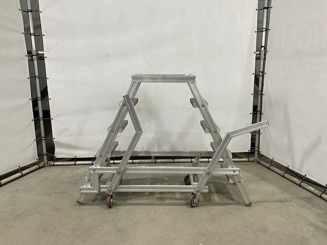 Mobiele trap - afbeelding 3 van  7