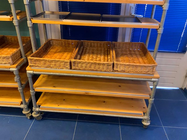 Mobiele verkoopmeubels (2x) - afbeelding 5 van  8