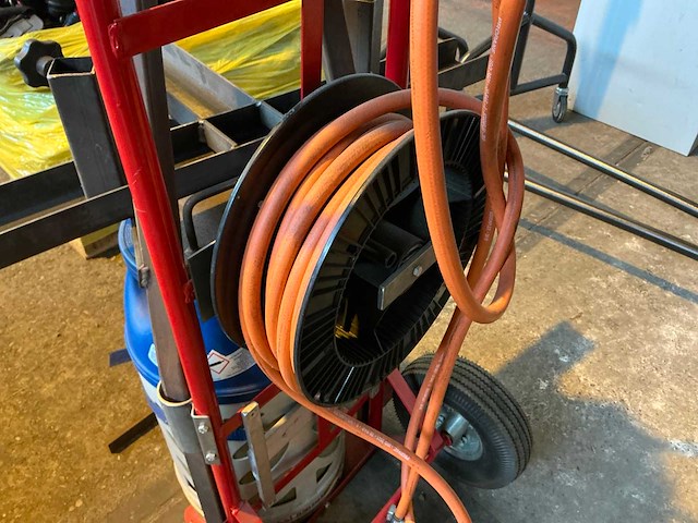 Mobiele vetbrand opstelling - afbeelding 5 van  6