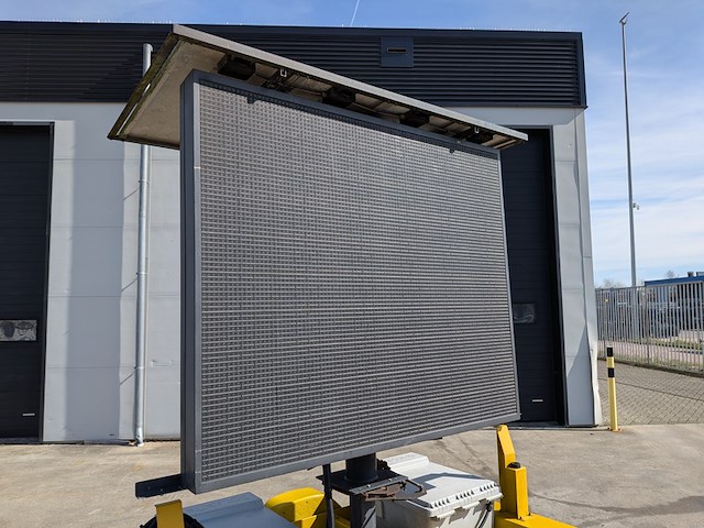 Mobiele vms-aanhangwagen, peters, p1, 2013, (variable message sign) - afbeelding 3 van  22