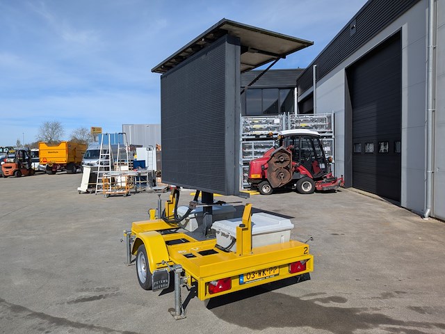 Mobiele vms-aanhangwagen, peters, p1, 2013, (variable message sign) - afbeelding 16 van  22