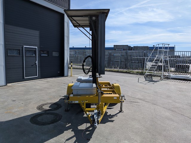 Mobiele vms-aanhangwagen, peters, p1, 2013, (variable message sign) - afbeelding 21 van  22