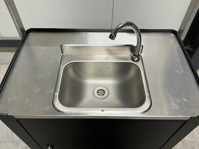 Mobiele was kraan - afbeelding 3 van  6