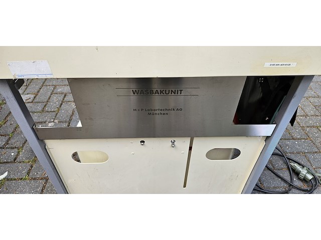 Mobiele wasbak unit in zagres kist, h + p labortechnik ag munchen - afbeelding 8 van  12