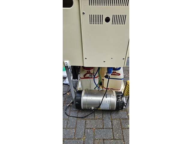 Mobiele wasbak unit in zagres kist, h + p labortechnik ag munchen - afbeelding 12 van  12