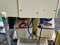 Mobiele wasbak unit in zagres kist, h + p labortechnik ag munchen - afbeelding 12 van  12