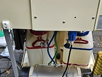 Mobiele wasbak unit in zagres kist, h + p labortechnik ag munchen - afbeelding 12 van  12