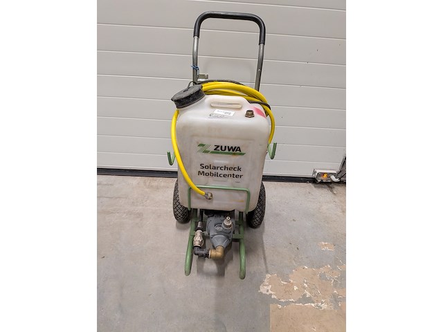 Mobiele watertank met pomp - afbeelding 2 van  4