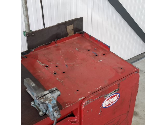 Mobiele werkbank met bankschroef - afbeelding 2 van  12