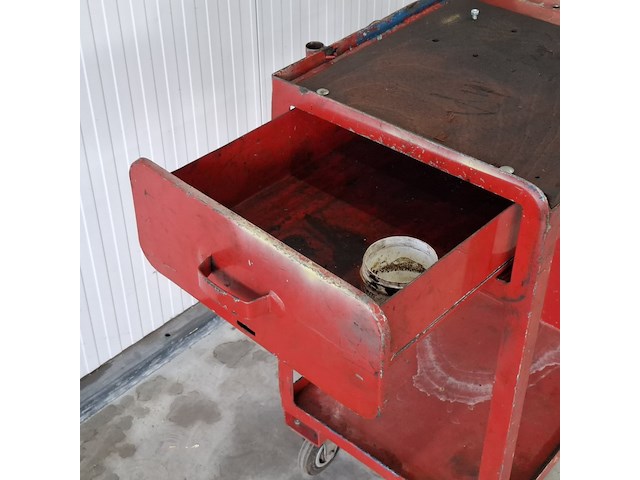 Mobiele werkbank met bankschroef - afbeelding 10 van  12