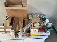 Mobiele werkbank met bevestigingsmiddelen - afbeelding 2 van  6