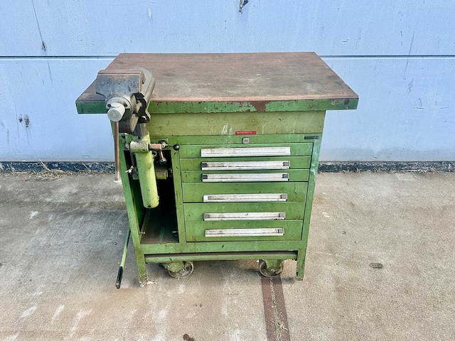 Mobiele werkbank met inhoud - afbeelding 1 van  10