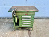 Mobiele werkbank met inhoud