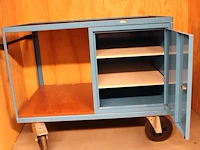 Mobiele werkbank met kast, afm. 105 x 70 x 87 cm. - afbeelding 3 van  3