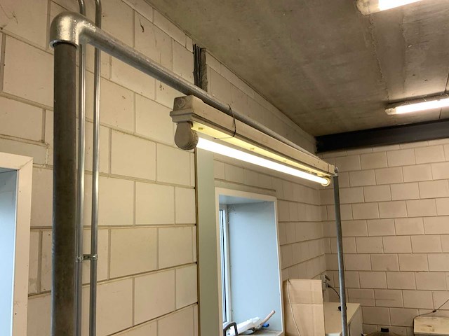 Mobiele werkbank met verlichting - afbeelding 6 van  6