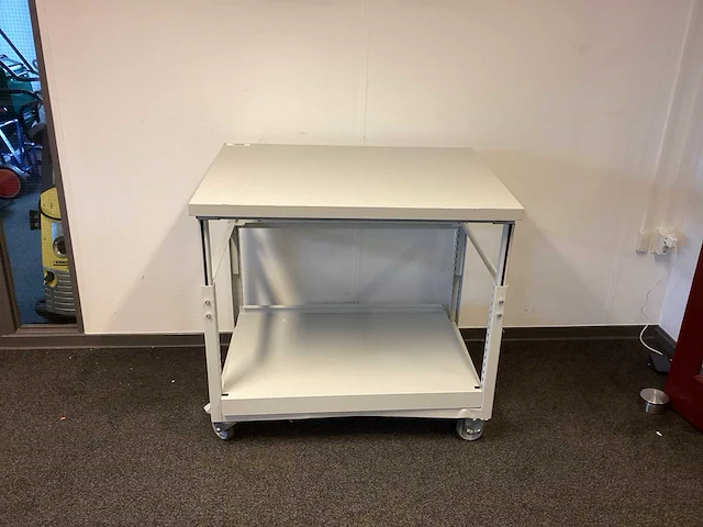Mobiele werkbank - afbeelding 1 van  6