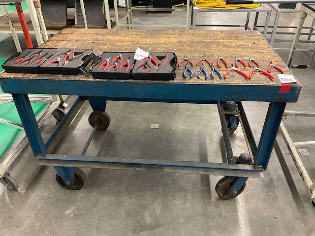 Mobiele werkbank - afbeelding 2 van  5