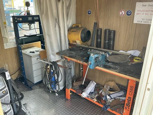 Mobiele werkplaats - afbeelding 4 van  8