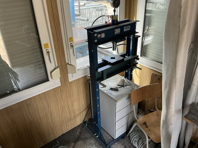 Mobiele werkplaats - afbeelding 7 van  8