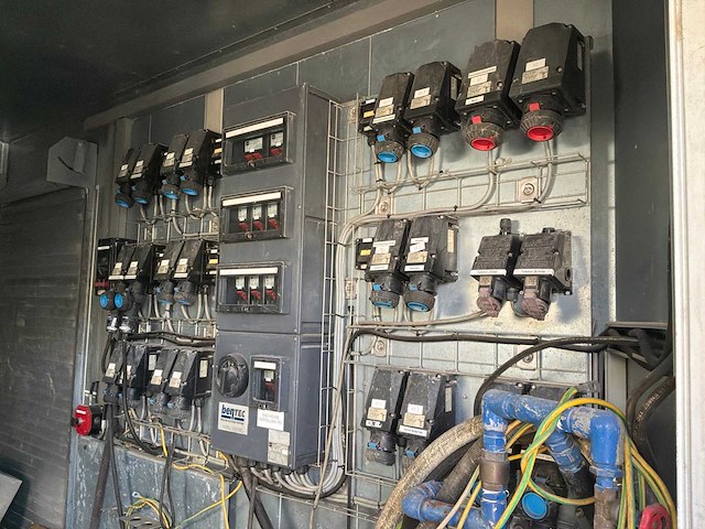 Mobiele werkplaats - afbeelding 4 van  4