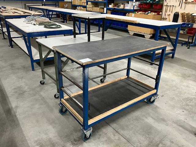Mobiele werktafel (2x) - afbeelding 1 van  5