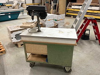 Mobiele werktafel met diverse gereedschappen - afbeelding 6 van  12