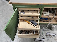 Mobiele werktafel met diverse gereedschappen - afbeelding 6 van  14