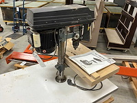 Mobiele werktafel met diverse gereedschappen - afbeelding 9 van  14
