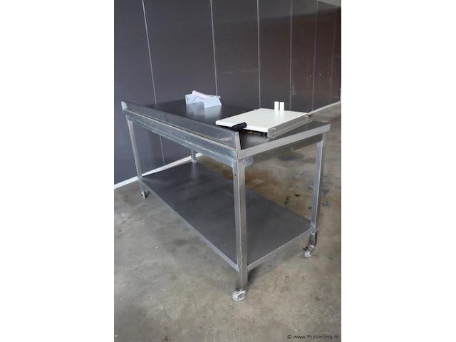 Mobiele werktafel, rvs & folie dispenser & kaassnijplank met kaas snijdraad - afbeelding 6 van  11