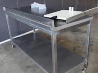 Mobiele werktafel, rvs & folie dispenser & kaassnijplank met kaas snijdraad - afbeelding 6 van  11