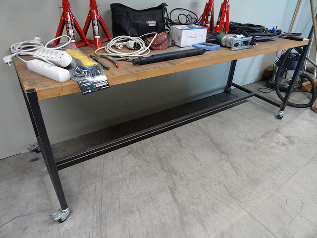 Mobiele werktafel - afbeelding 1 van  1