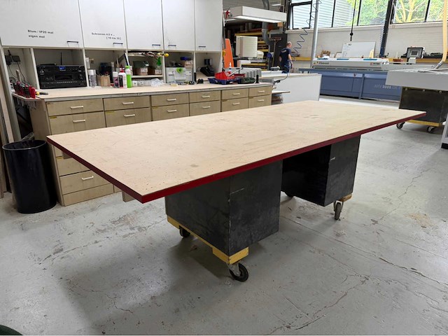 Mobiele werktafel - afbeelding 1 van  2