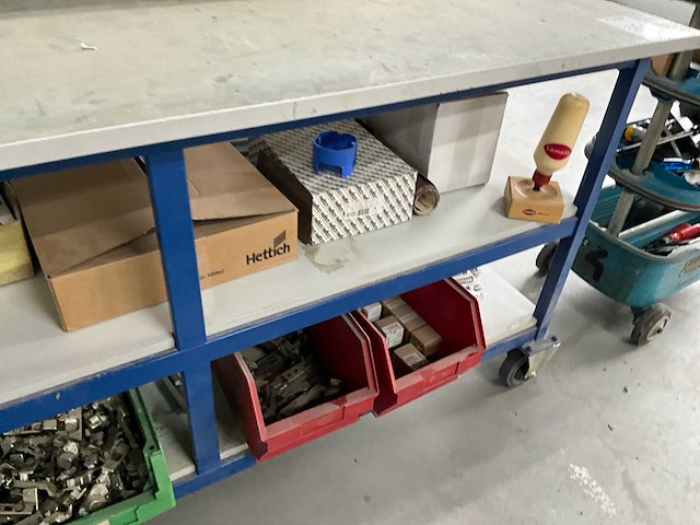 Mobiele werktafel - afbeelding 4 van  7