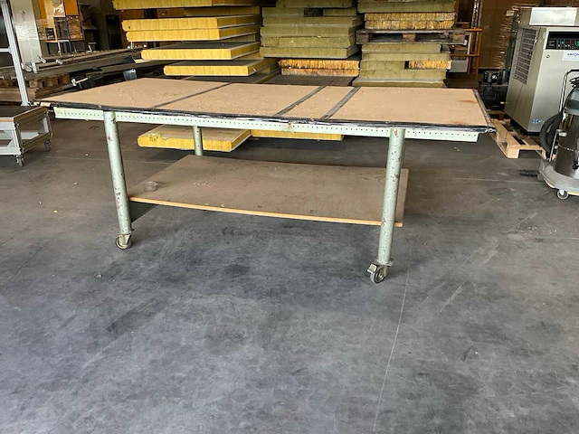 Mobiele werktafel - afbeelding 2 van  3