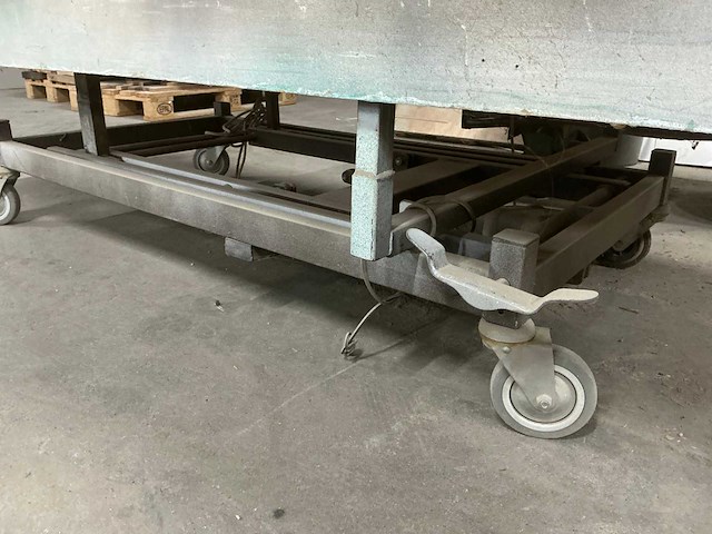 Mobiele werktafel - afbeelding 5 van  5