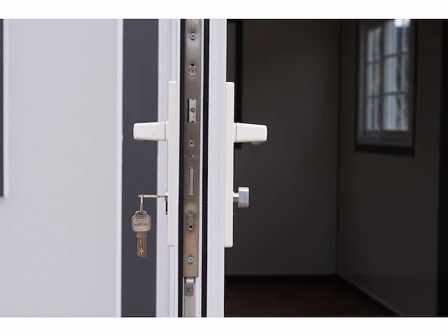 Mobiele woonunit / kantoor 28m2 - afbeelding 4 van  22