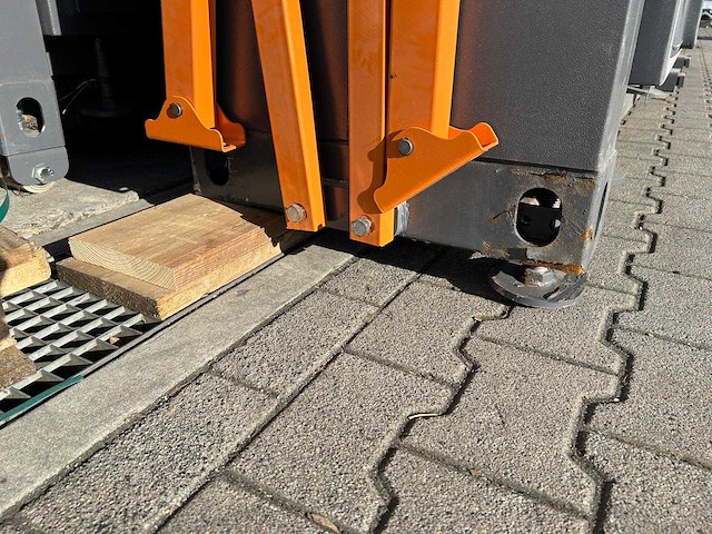 Mobiele woonunit / kantoor 28m2 - afbeelding 12 van  24